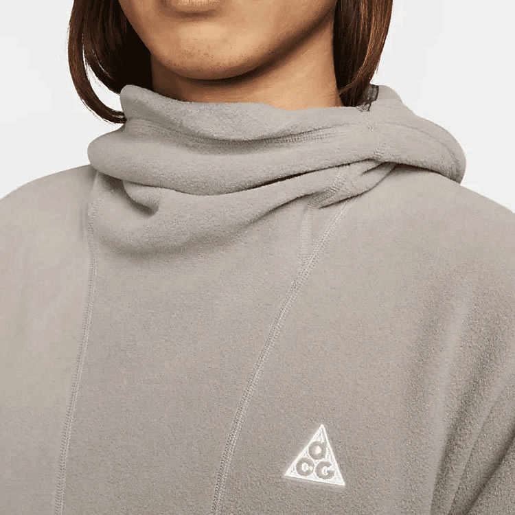 Nike ACG "Wolf Tree" Grey