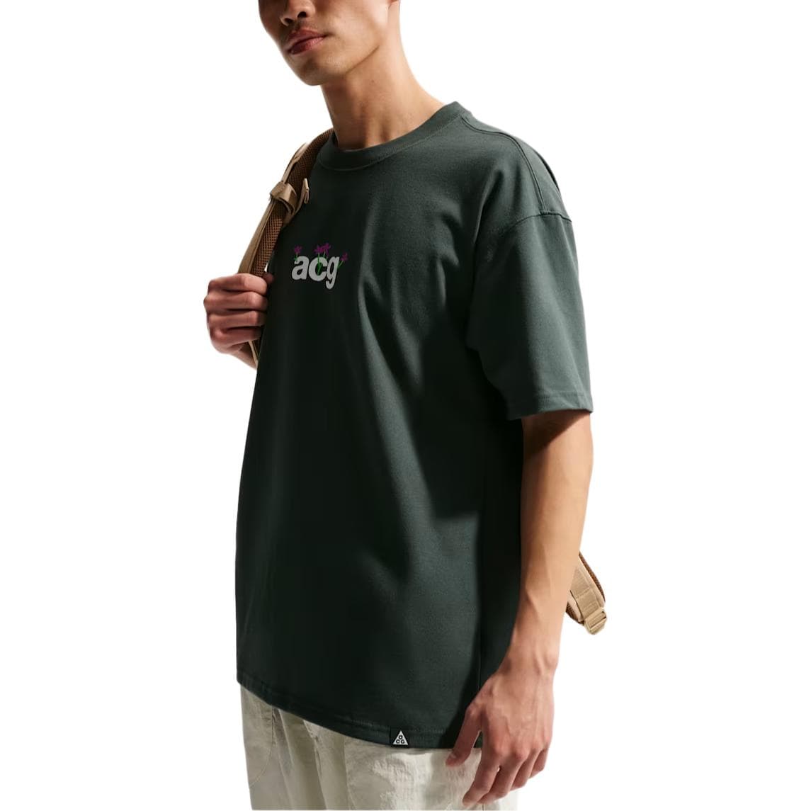 Nike ACG T