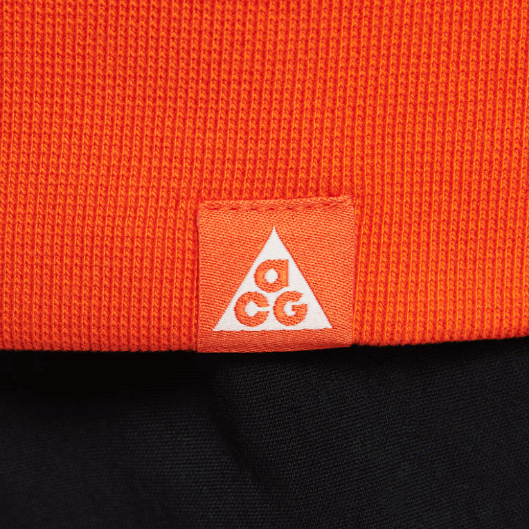 Nike ACG "Tuff Fleece" T