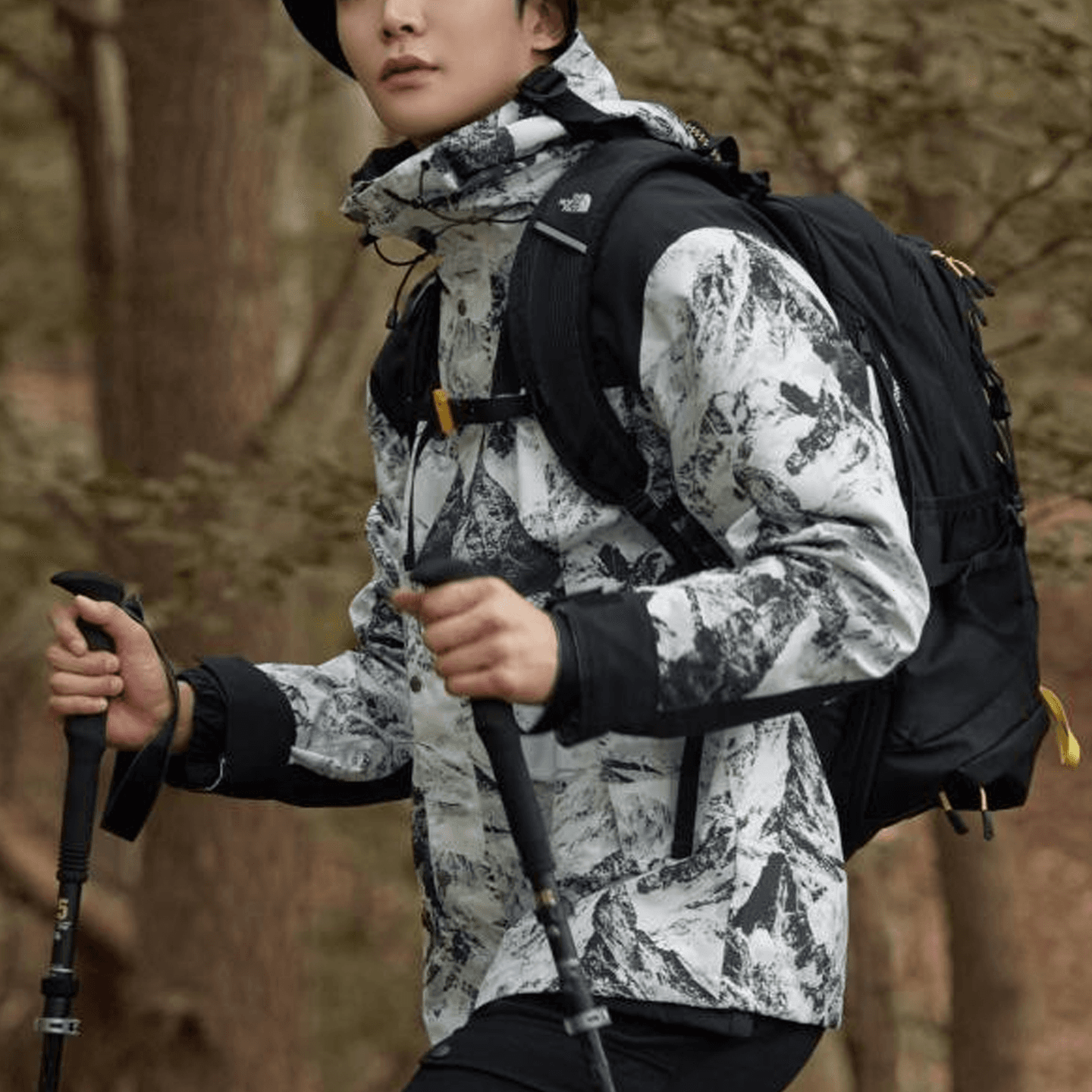 The North Face 1990 Gore Tex Snow Mountain Jacket