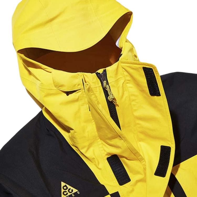 Nike ACG Gore-Tex Hooded Jacket
