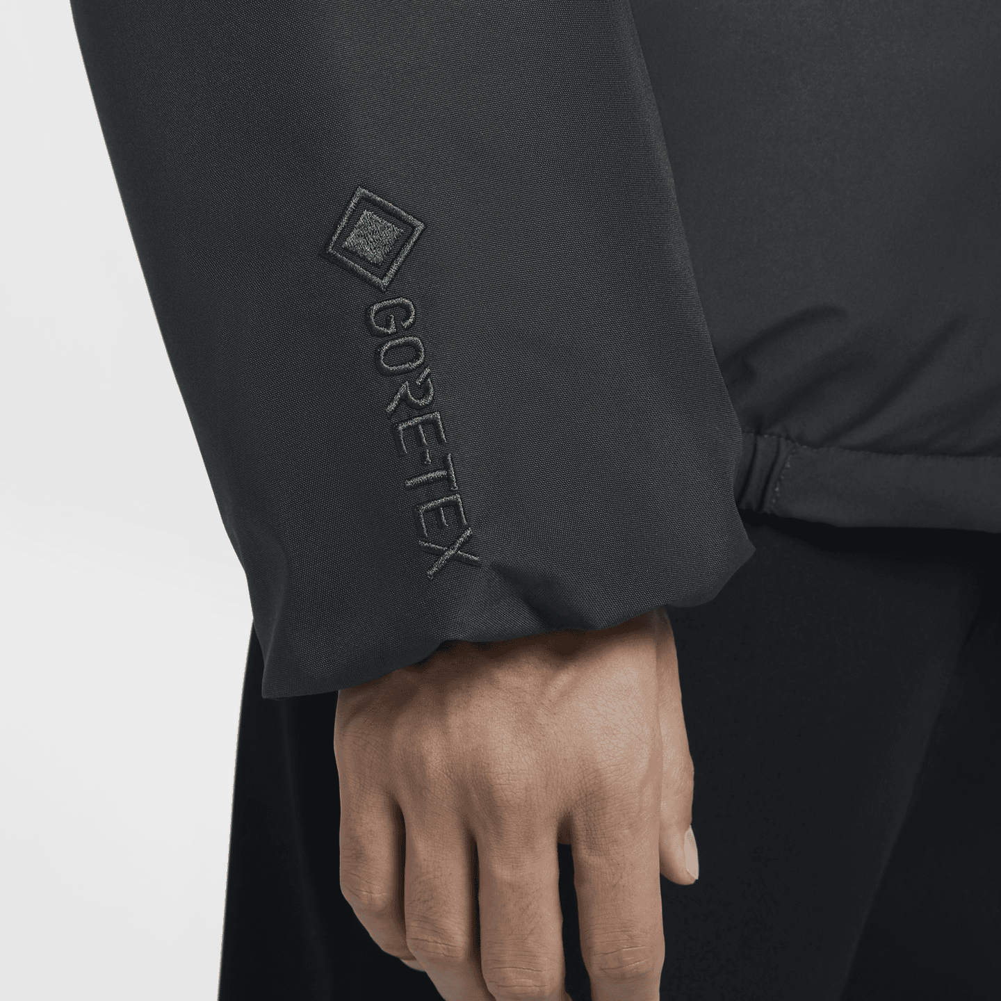 Nike Therma-FIT Tech GORE-TEX