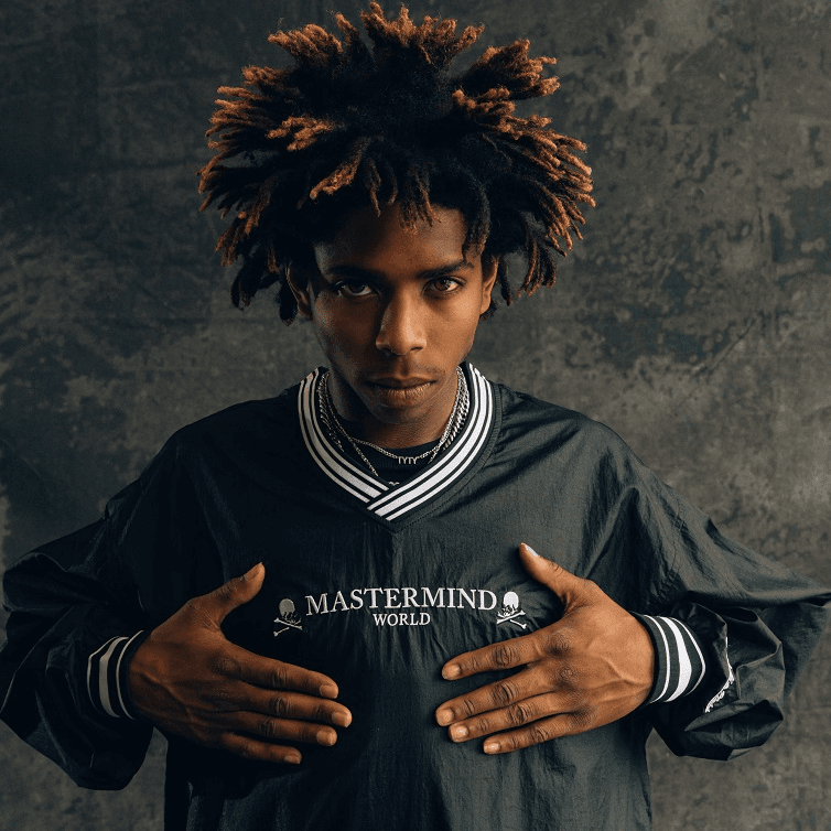 Mitchell & Ness x mastermind Striped V-Neck Sweatshirt Black