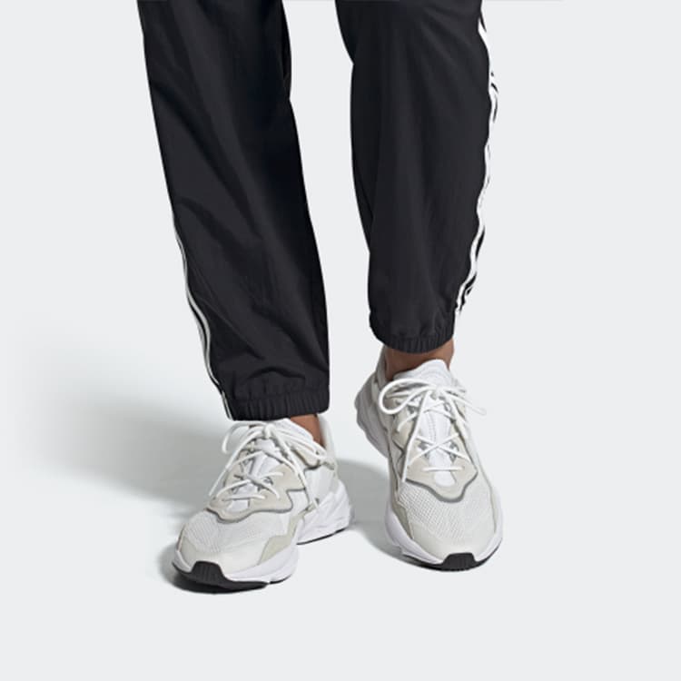 adidas Ozweego