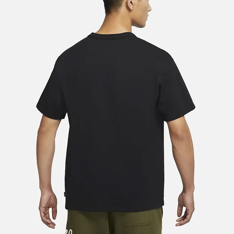 Nike Sportswear Premium Essentials