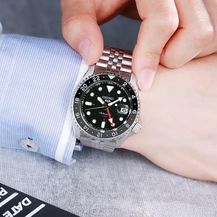 Seiko 5 SSK001K1