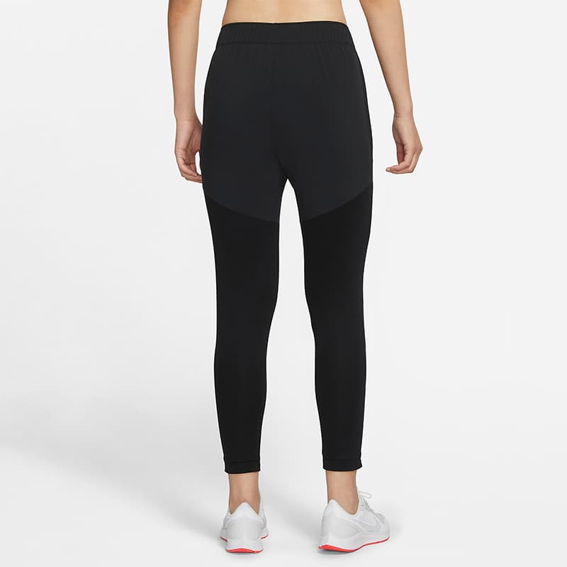 Nike Dri-FIT Essential