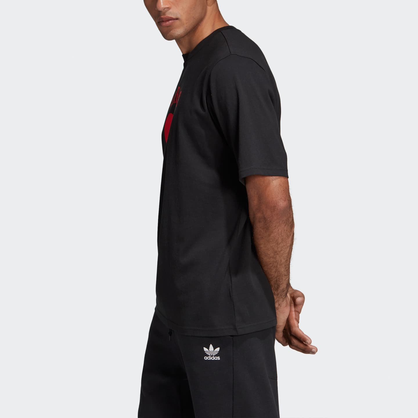 adidas Originals V Day Tee