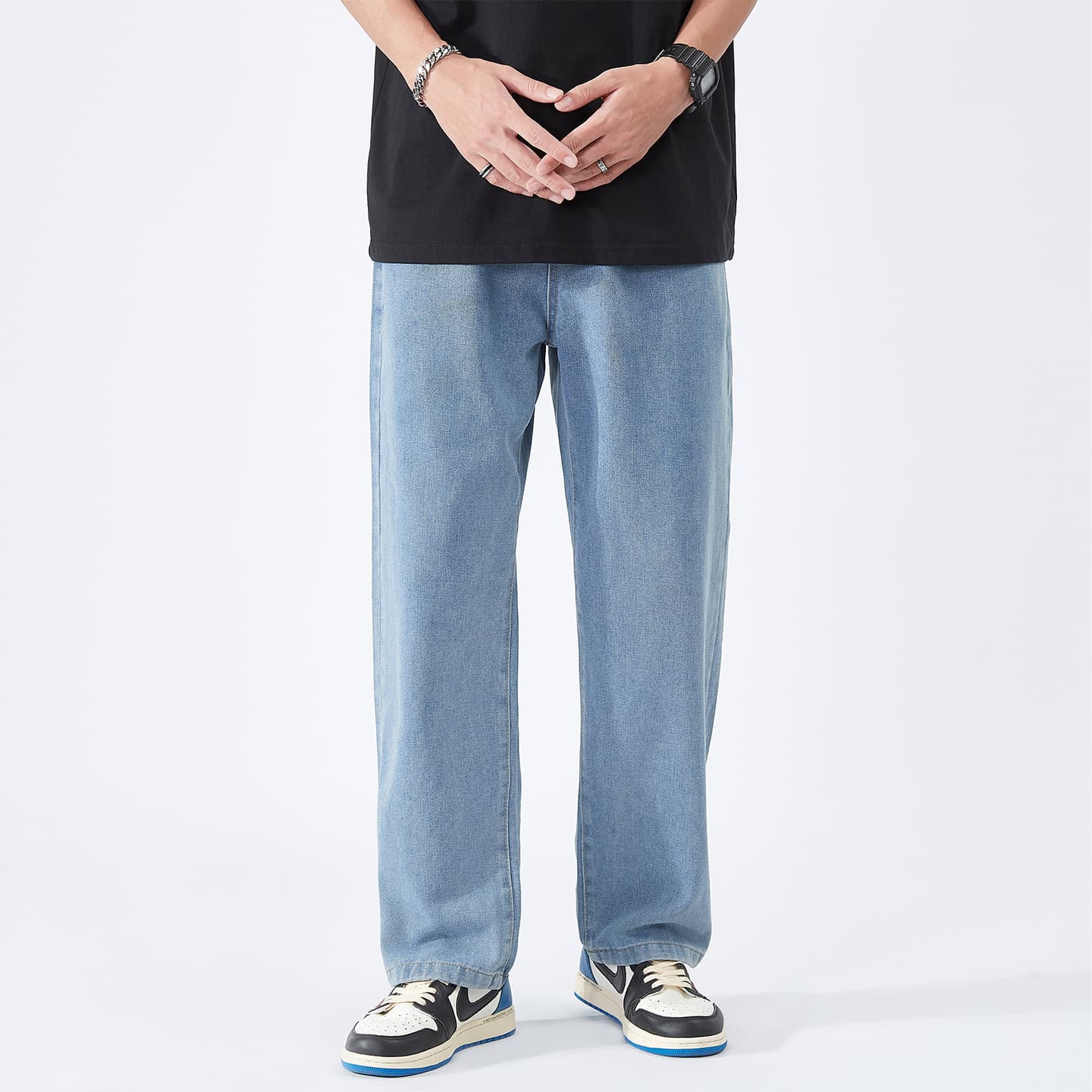 BRNR Basic Washed Loose Jeans