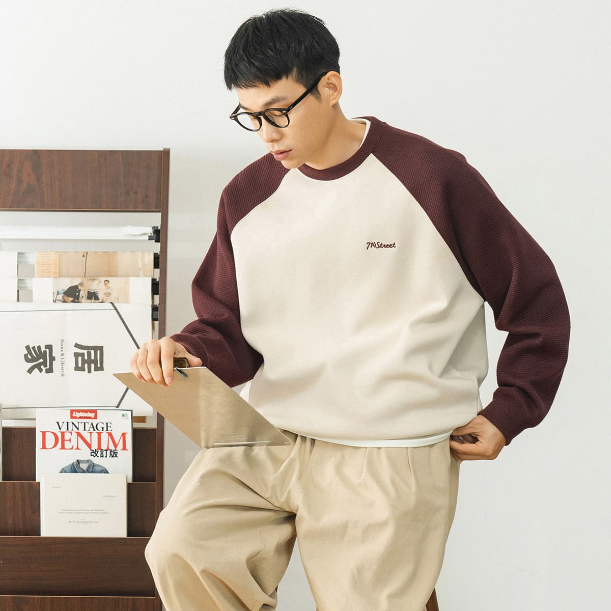 714STREET Logo Embroidery Sweatshirt
