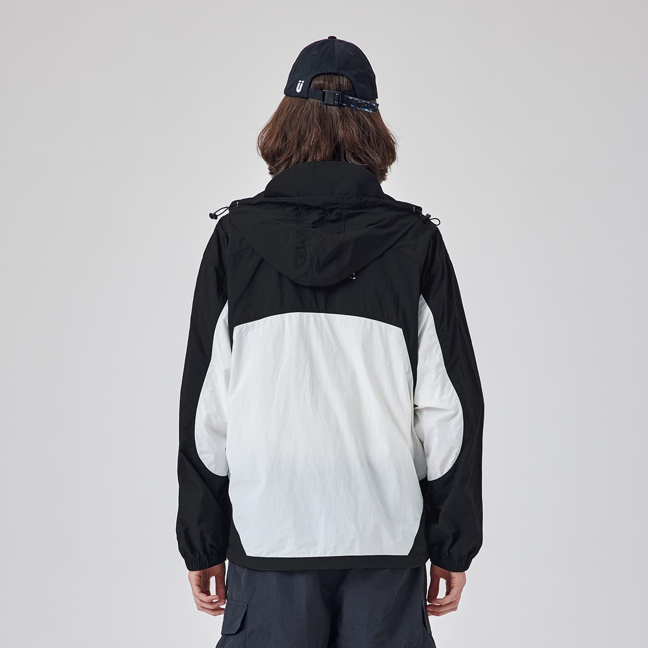 Guuka Hooded Zip-Up Jacket Black