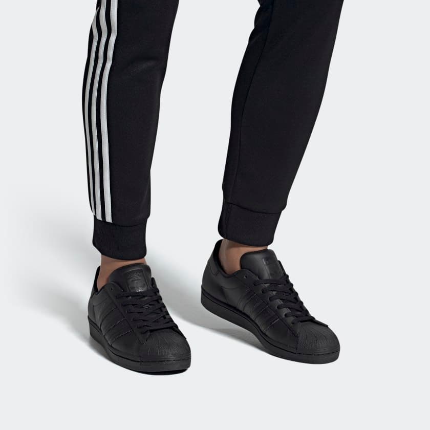 adidas Superstar