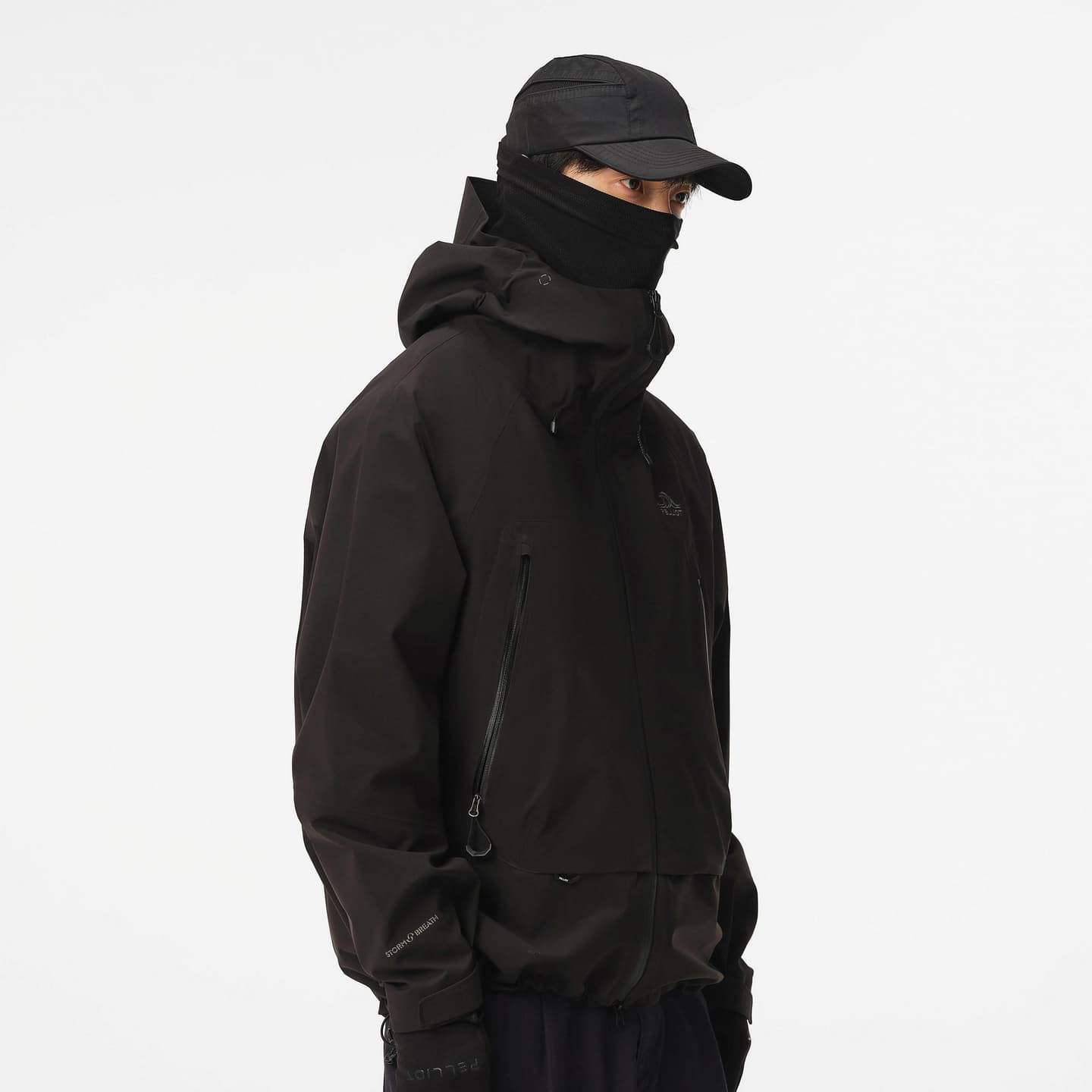 PELLIOT Mountain Series