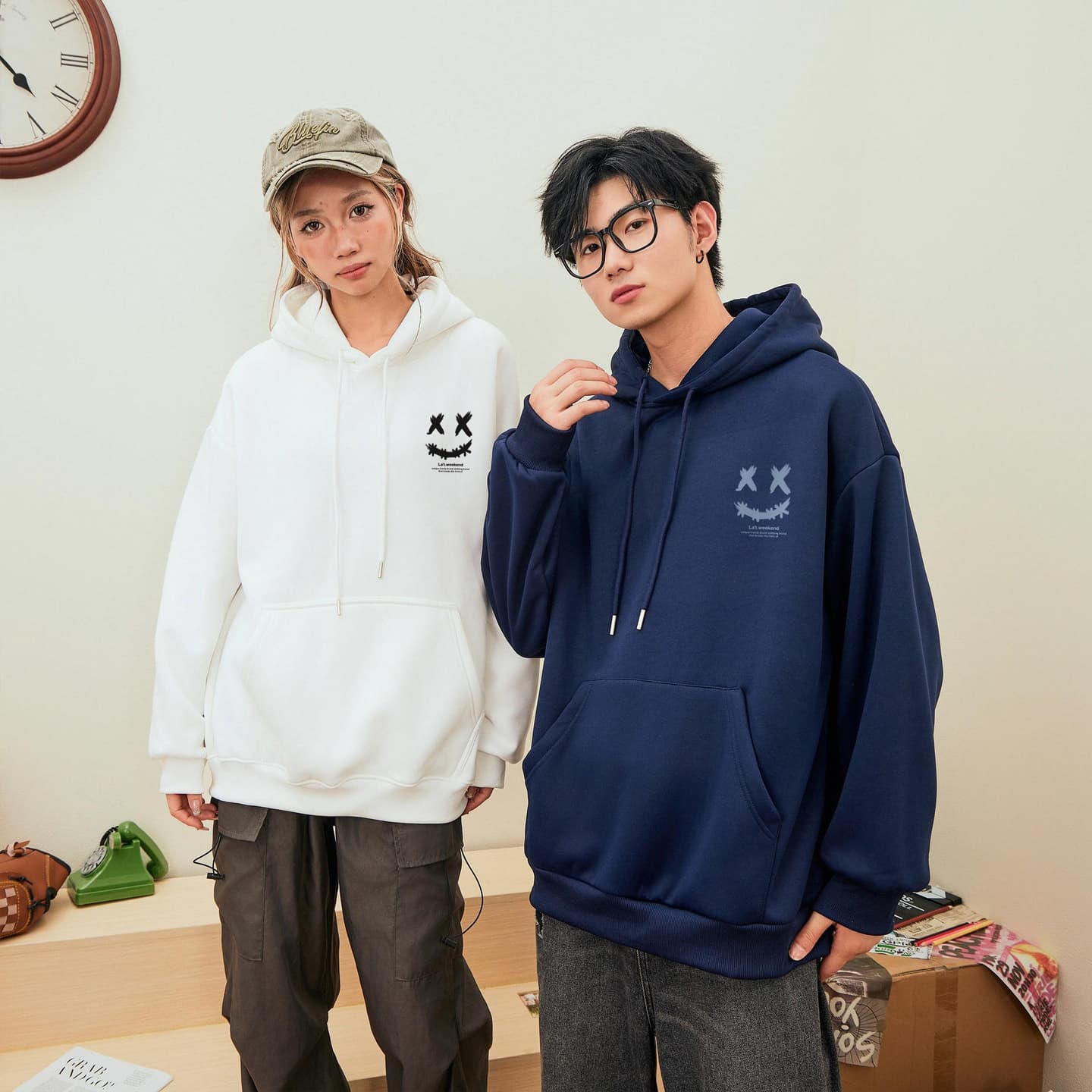 LA'T.WEEKEND Hoodie