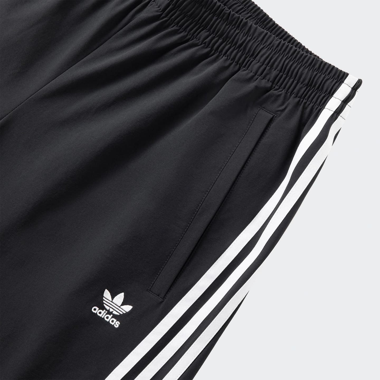 adidas Originals TP Oversized Zip Off