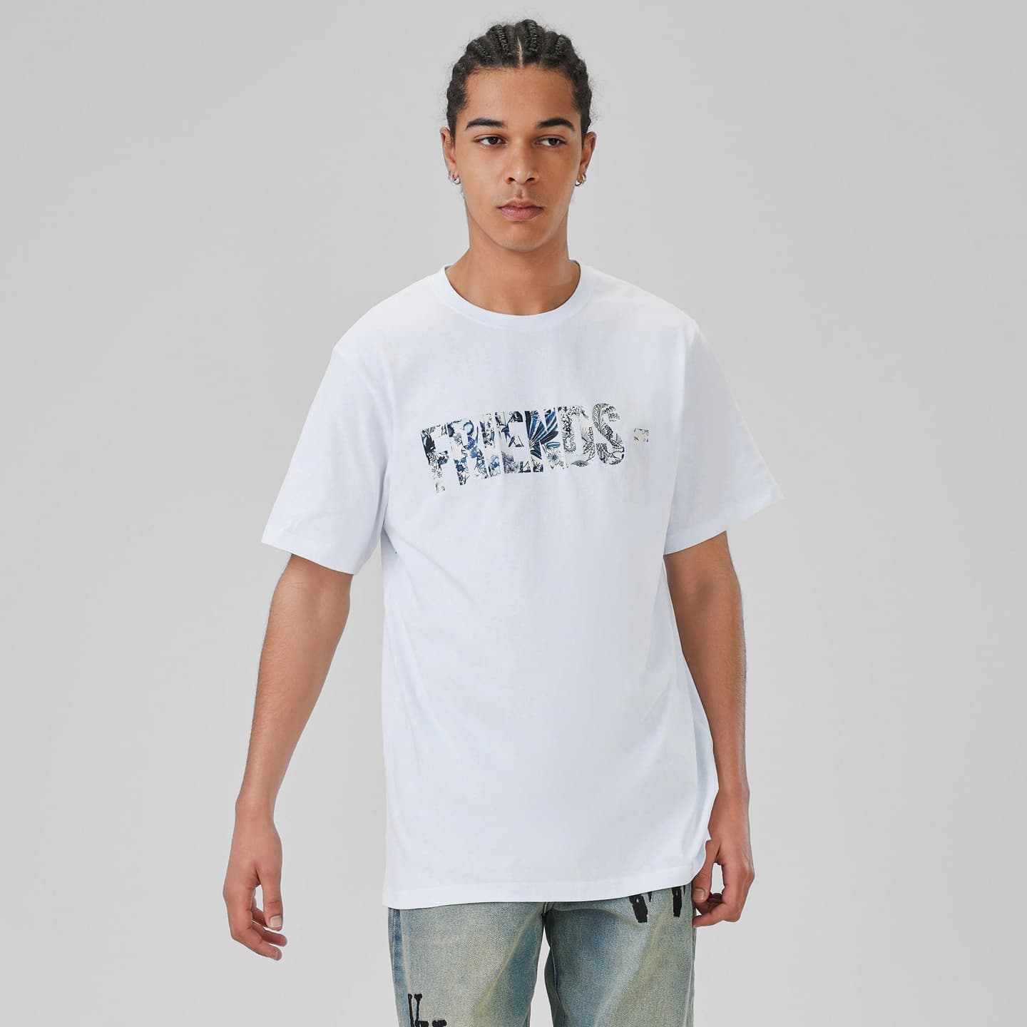 VLONE FRIENDS T-Shirt White Blue