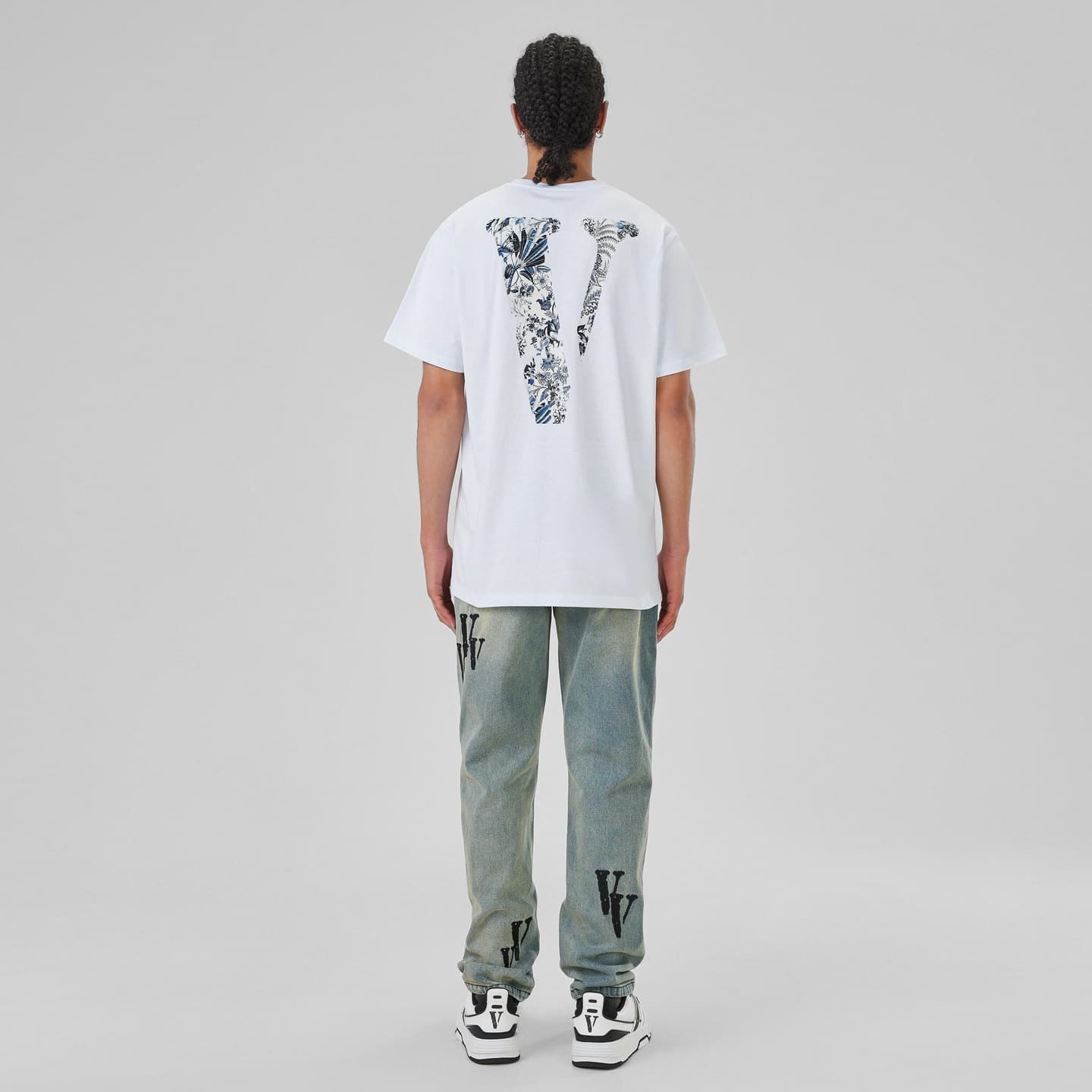 VLONE FRIENDS T-Shirt White Blue