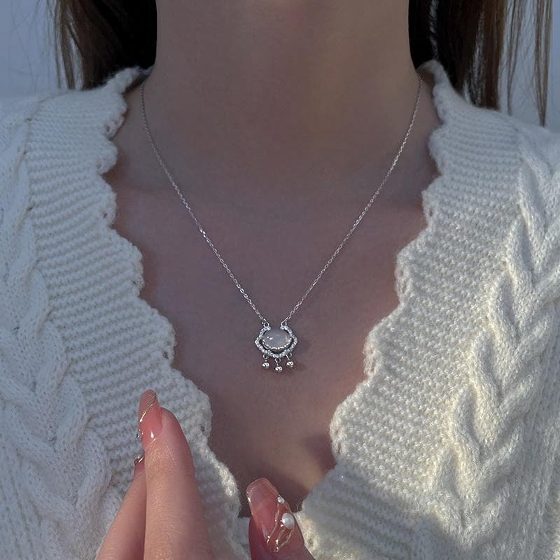 WAW Necklace