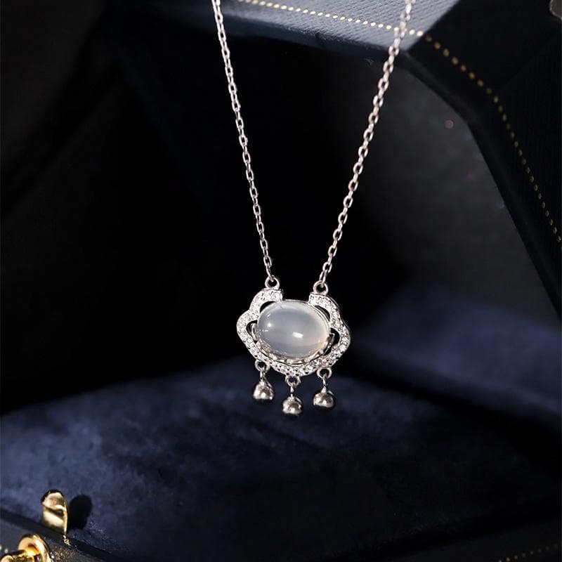 WAW Necklace