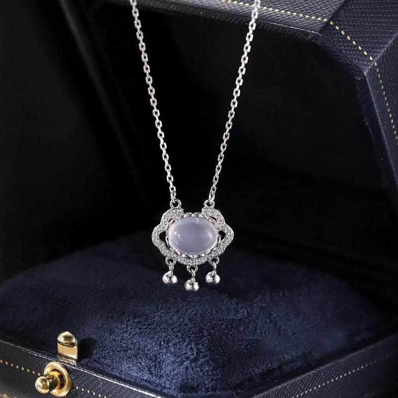 WAW Necklace