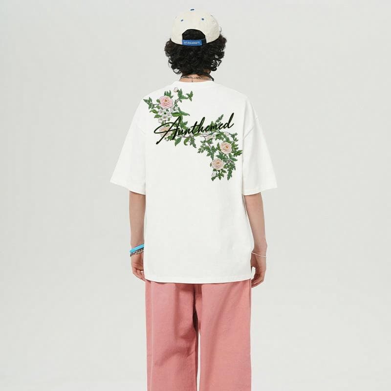 UNthemed T