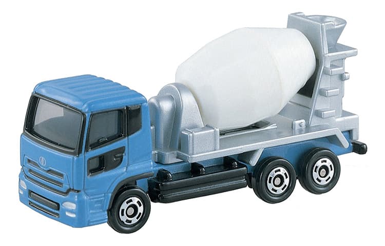 TAKARA TOMY