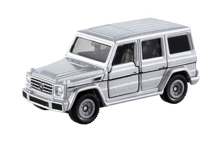 TAKARA TOMY