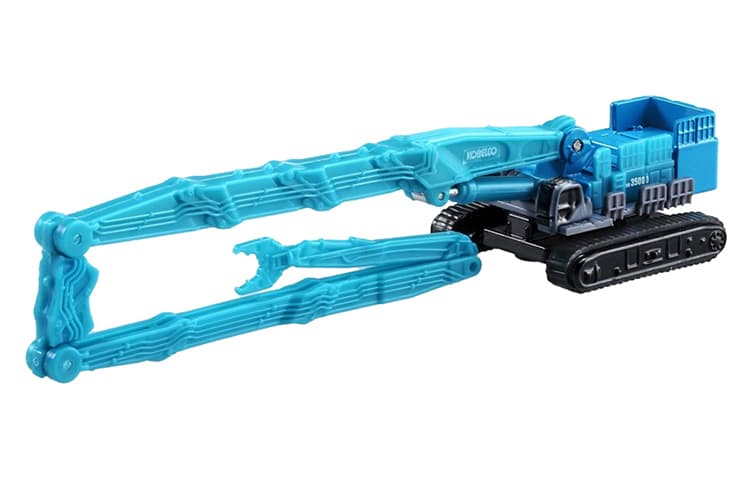 TAKARA TOMY