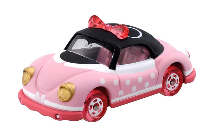 TAKARA TOMY
