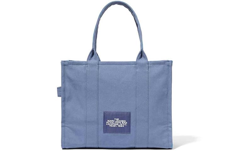 MARC JACOBS The Traveler