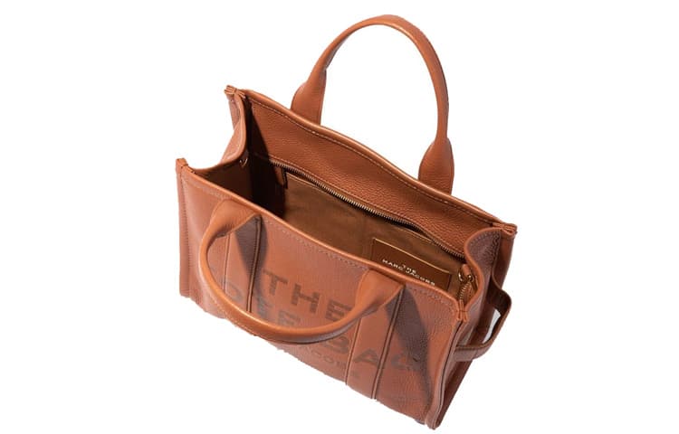 Marc Jacobs The Traveler Tote Small Brown Valentine's Edition