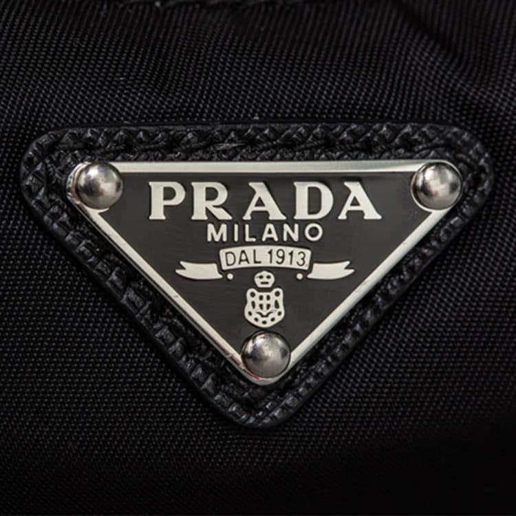Prada Re-Edition Hobo Mini Black