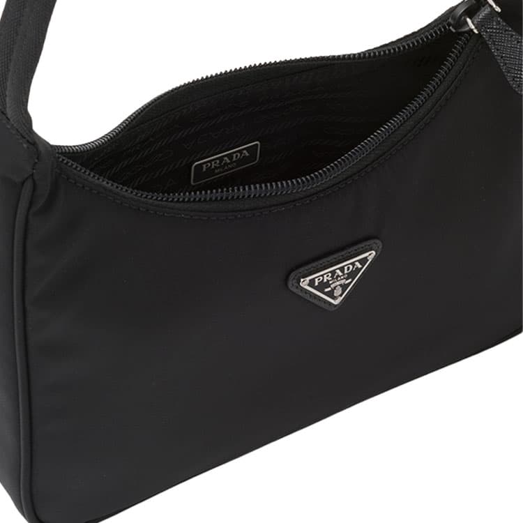 Prada Re-Edition 2000 Hobo Black