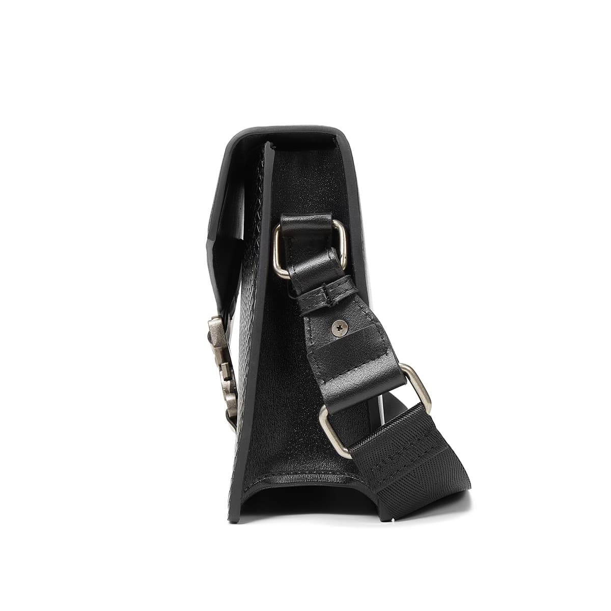 Kurotaya Irregular Snake Lock Shoulder Bag Black