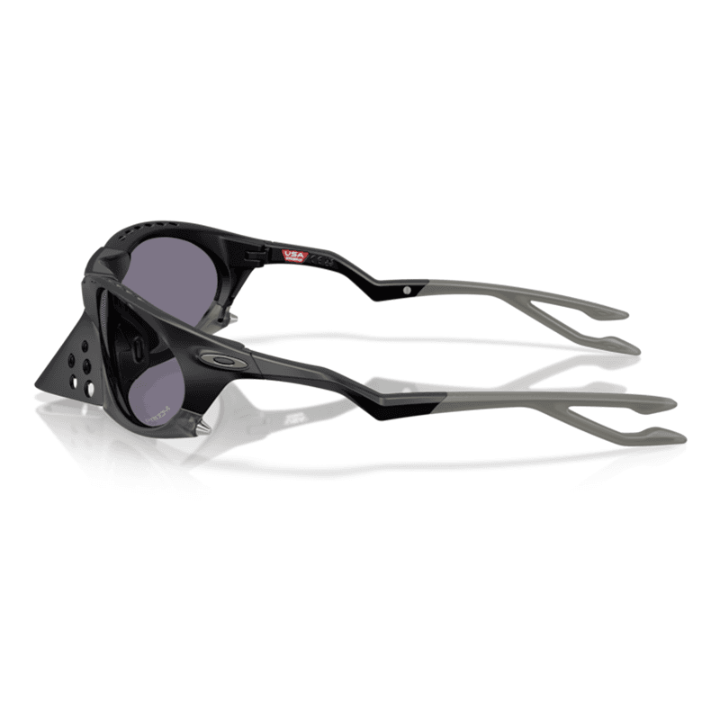 Oakley 9437 PLANTARIS