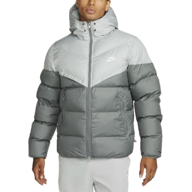Nike Storm-FIT Windrunner PrimaLoft