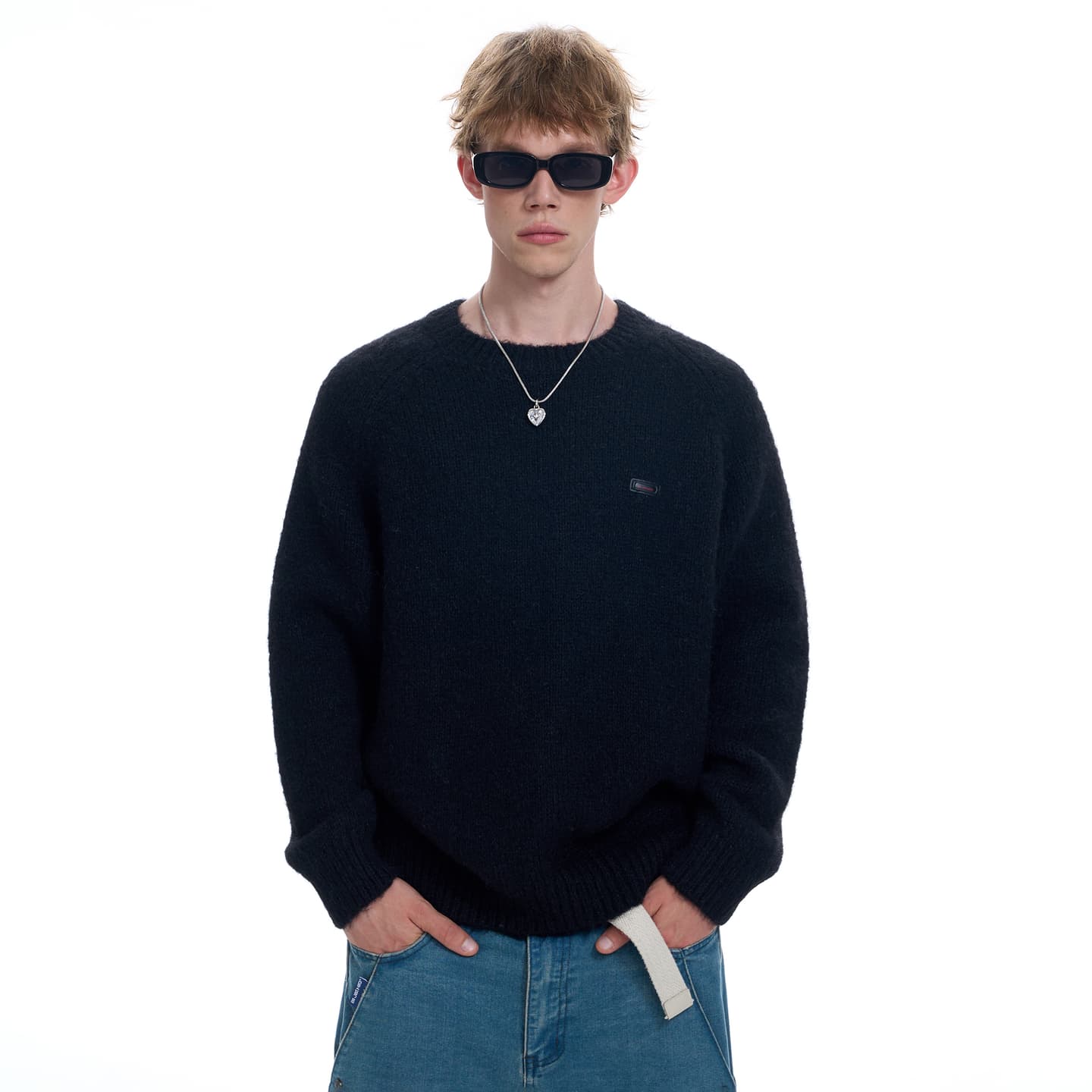 BJHG Minimalist Embroidered Logo Pullover