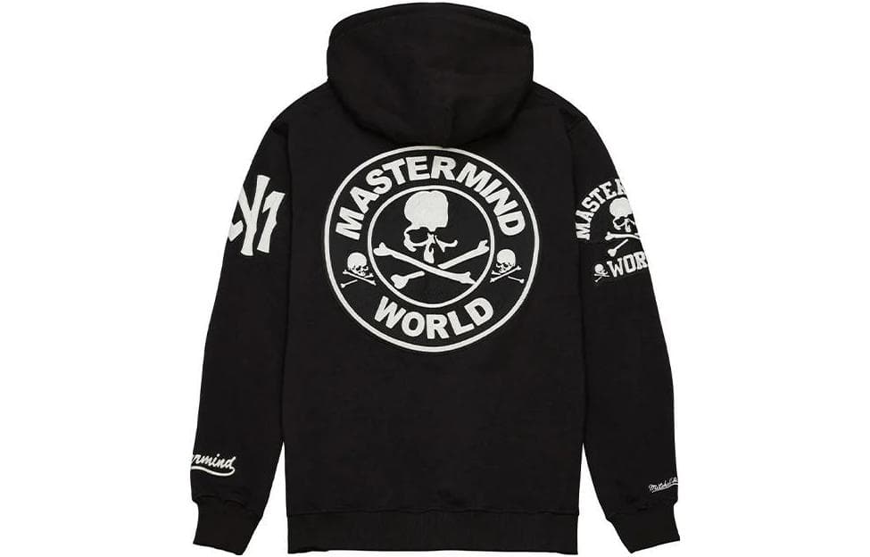 Mitchell & Ness x MASTERMIND WORLD Skull Logo Hoodie Black