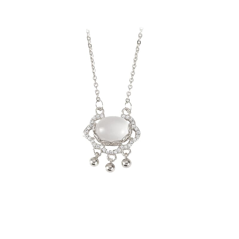 WAW Necklace