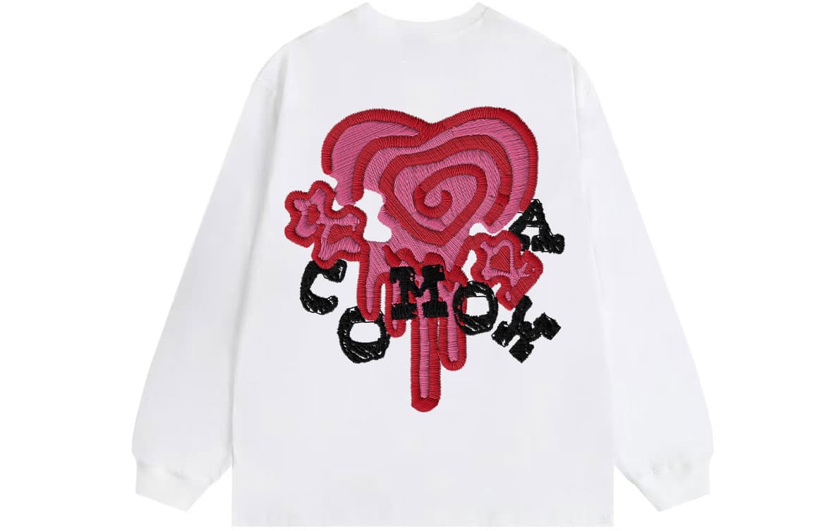COMOWA Vintage Embroidered Heart Logo Tee