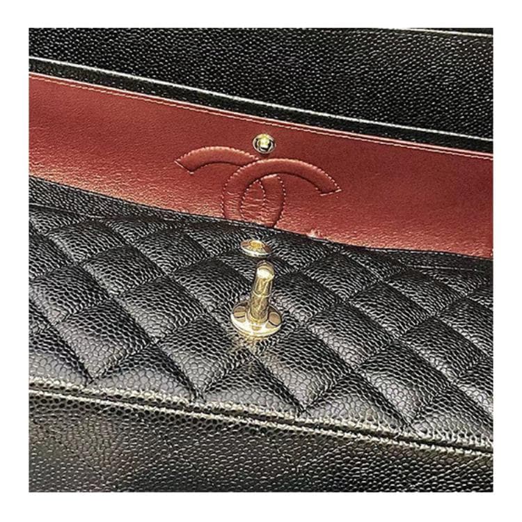 CHANEL Classic Flap Medium Black