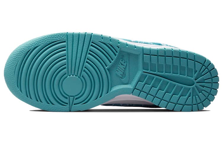 Nike Dunk Low ESS "Blue Paisley"