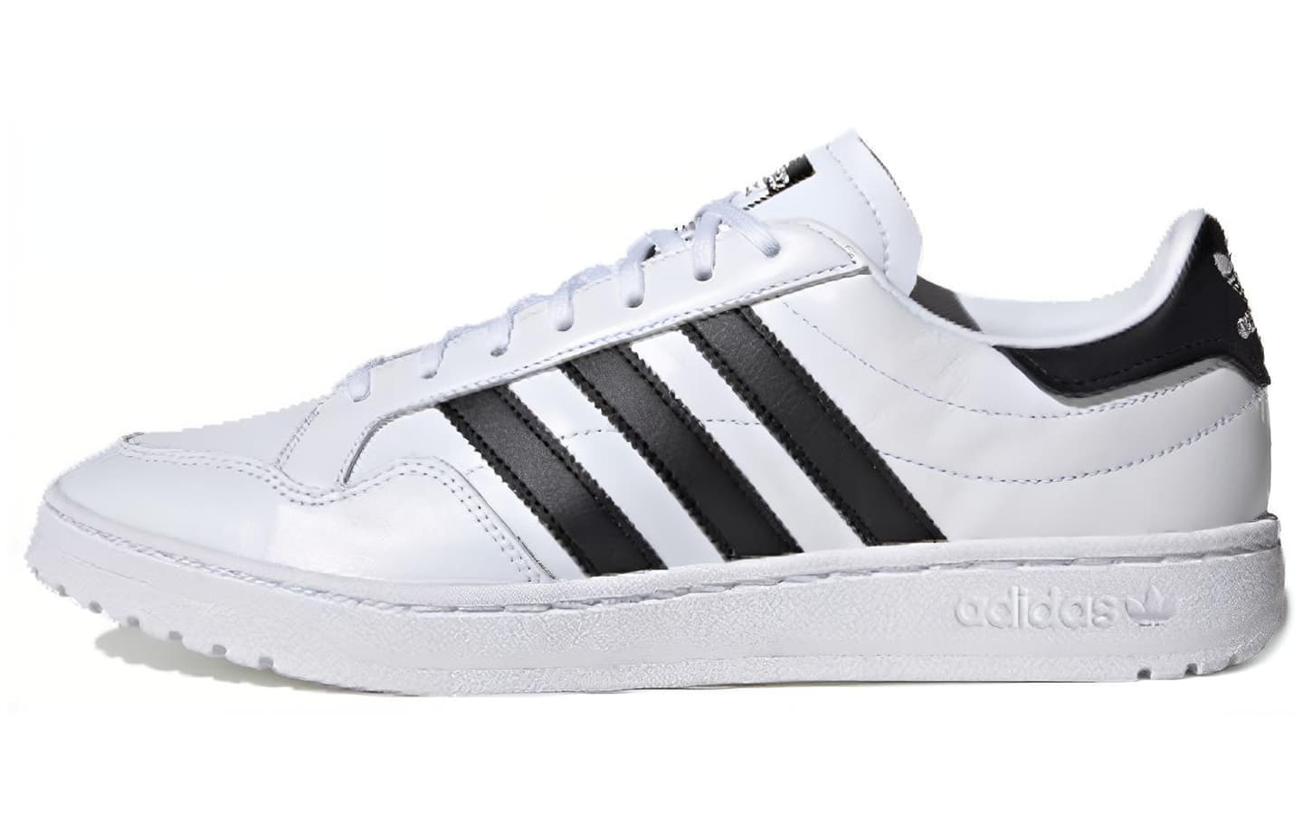 adidas Team Court