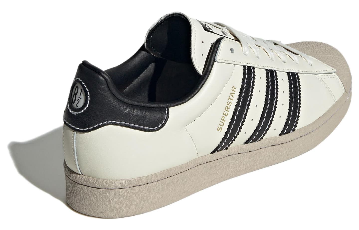 adidas Superstar