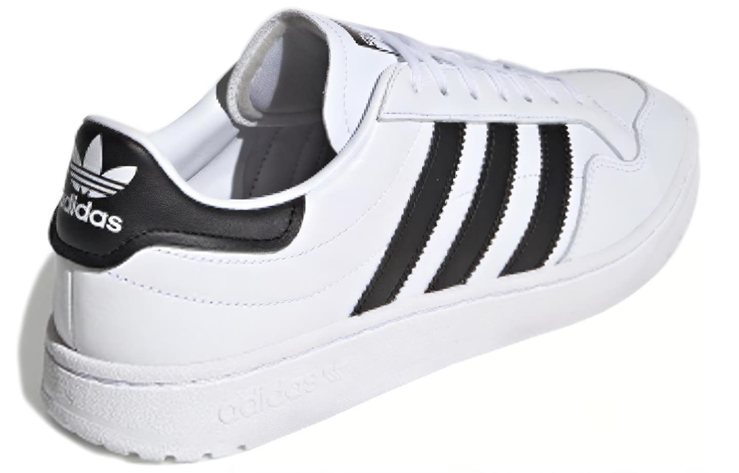 adidas Team Court