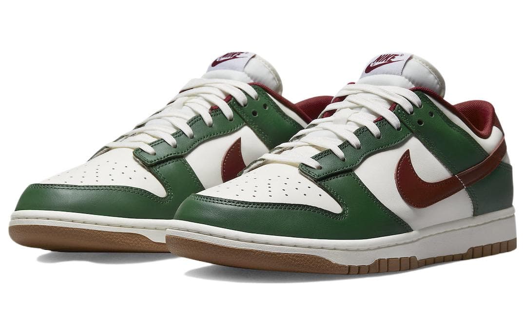 Nike Dunk Low "Gorge Green"
