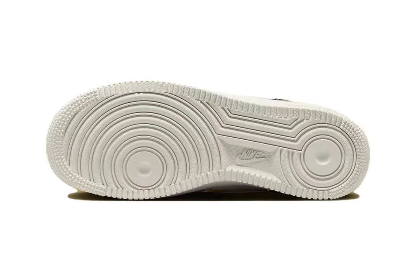 Nike Air Force 1 "Lucky Cloud"