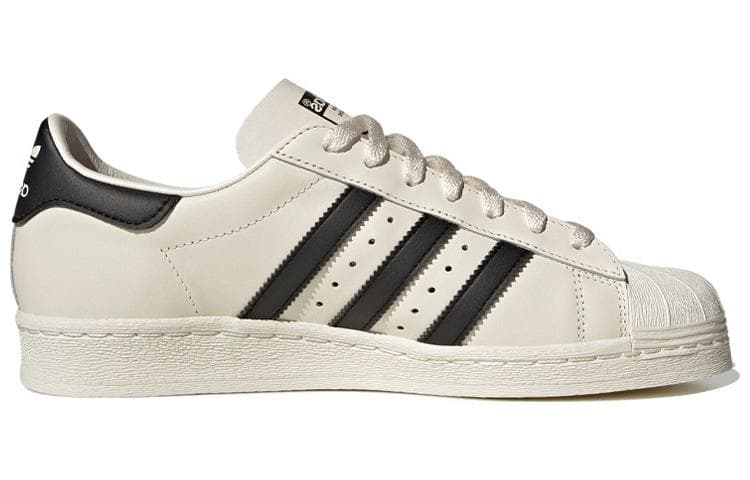 adidas Superstar 82