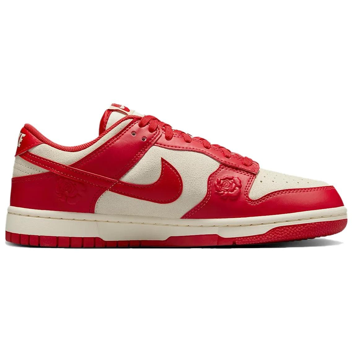 Nike Dunk Low "Roses"