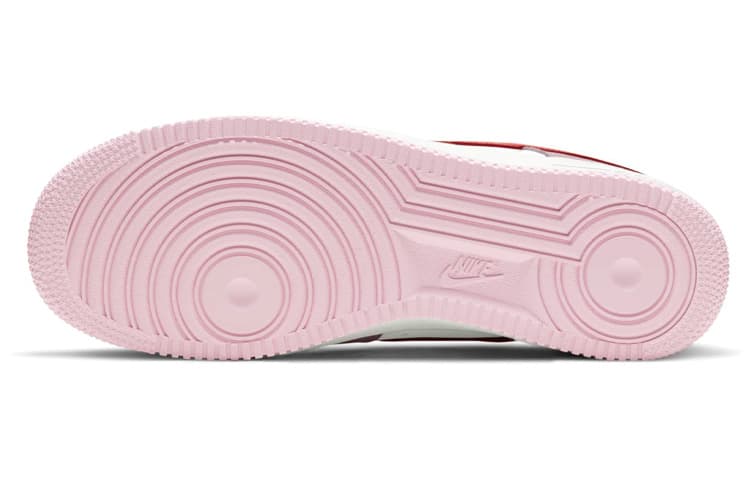 Nike Air Force 1 '07 QS "Valentine's Day"